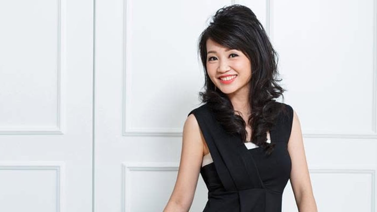 Color Tips for Professional Dressing