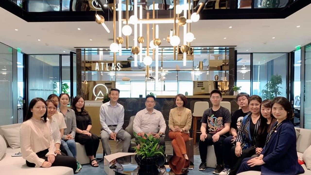 Dressing for Success workshop in Shanghai