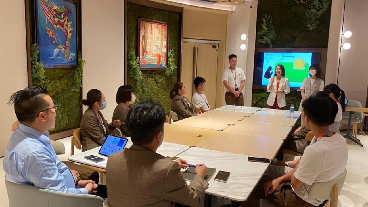 Luxury Residence Customer Service and Etiquette