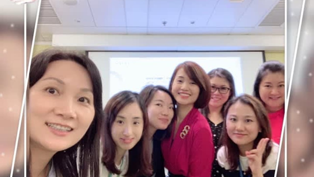 Image and Etiquette Training for Telecom Staff